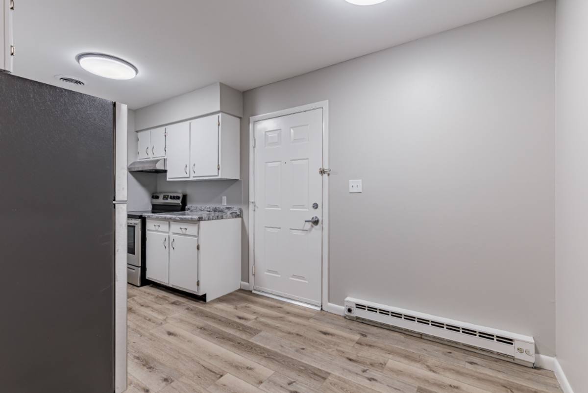 Apartment for rent at 404 S Urbana Ave, Urbana, IL 61802