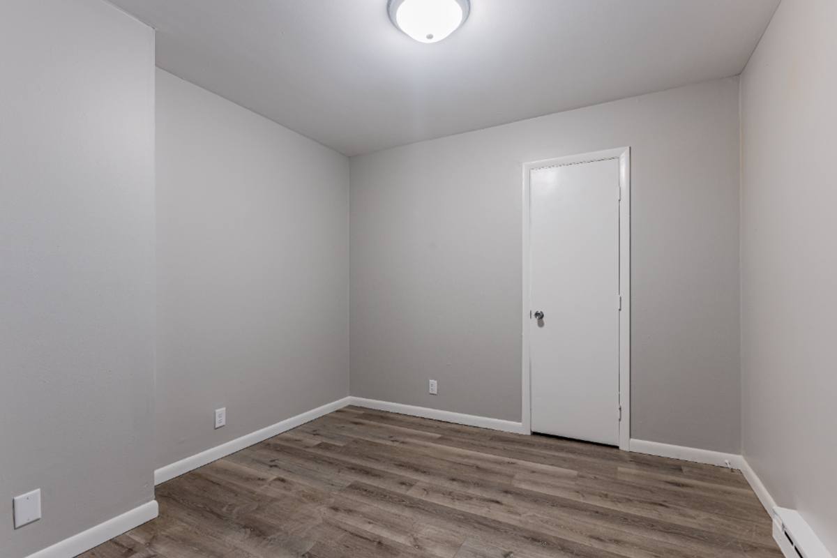 Apartment for rent at 404 S Urbana Ave, Urbana, IL 61802