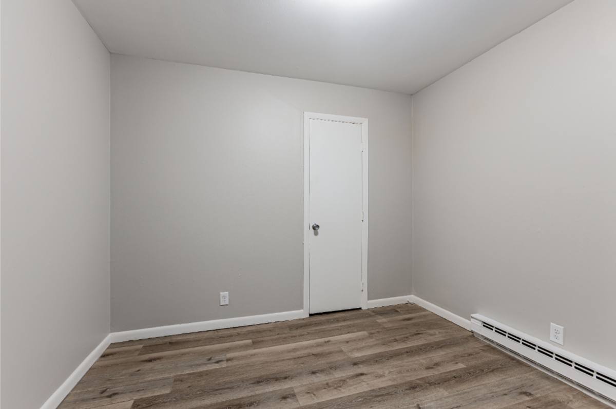 Apartment for rent at 404 S Urbana Ave, Urbana, IL 61802