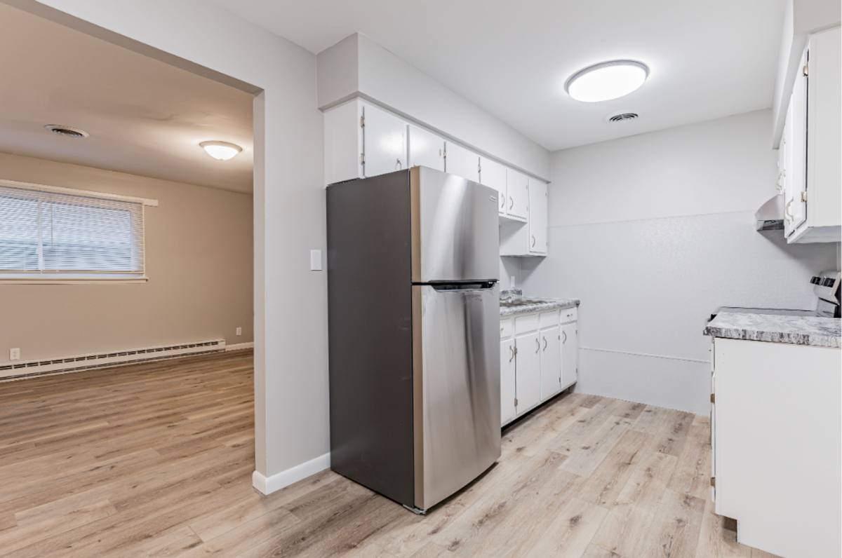 Apartment for rent at 404 S Urbana Ave, Urbana, IL 61802