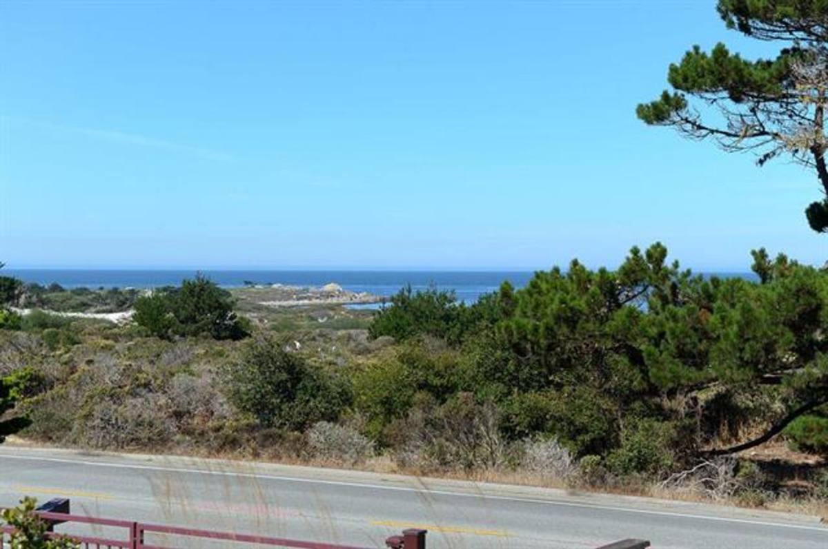 House for rent at 2869 17 Mile Dr, Pebble Beach, CA 93953