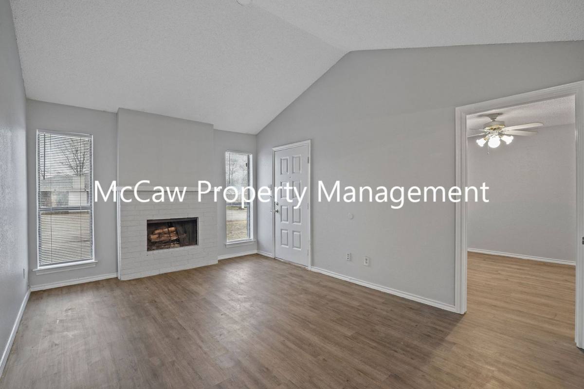Apartment for rent at 715 Long Court, Cedar Hill, TX 75104