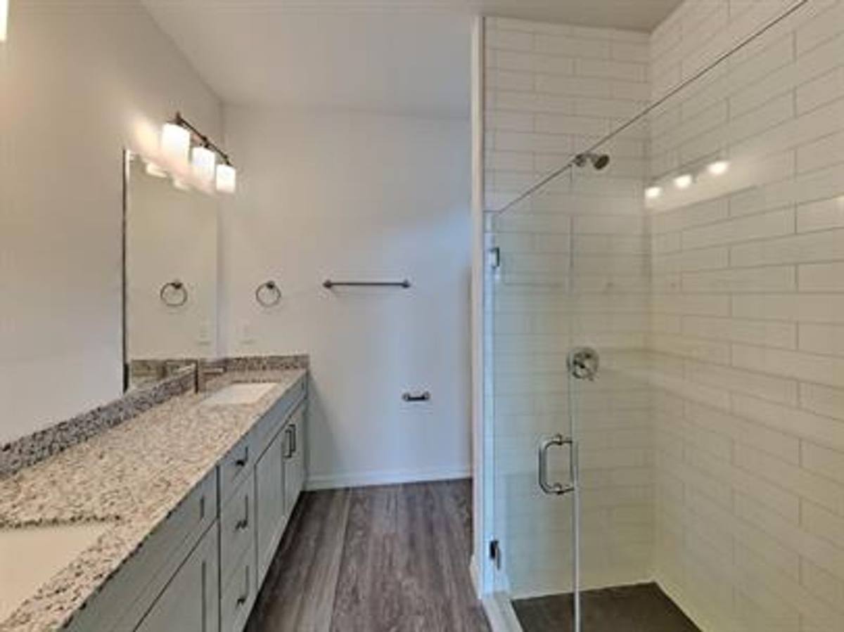 Apartment for rent at 3106 SE Santa Barbara Place, Cape Coral, FL 33904