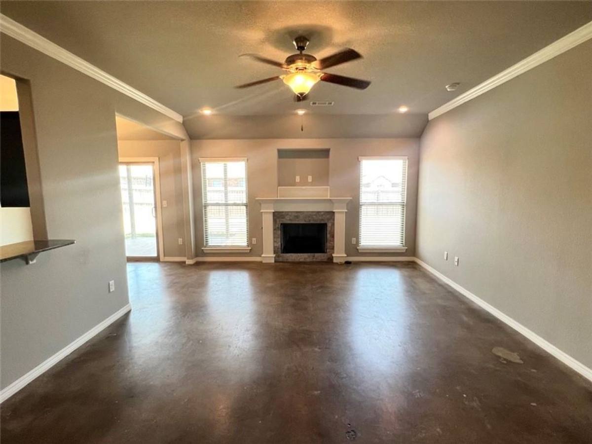 House for rent at 211 Genoa Way, Centerton, AR 72719