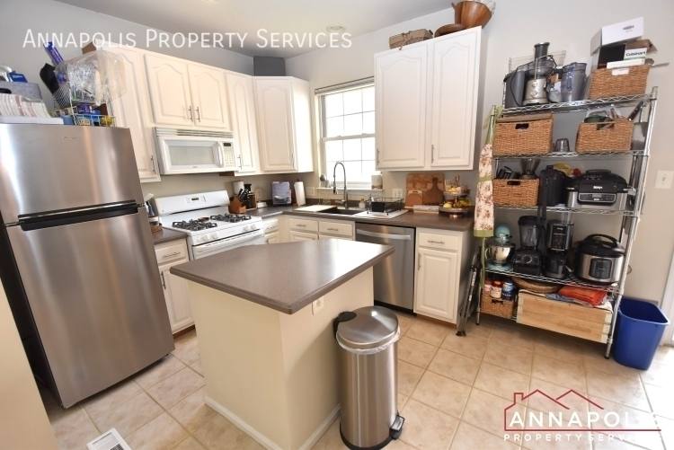 Townhouse for rent at 34 Millhaven Court, Edgewater, MD 21037