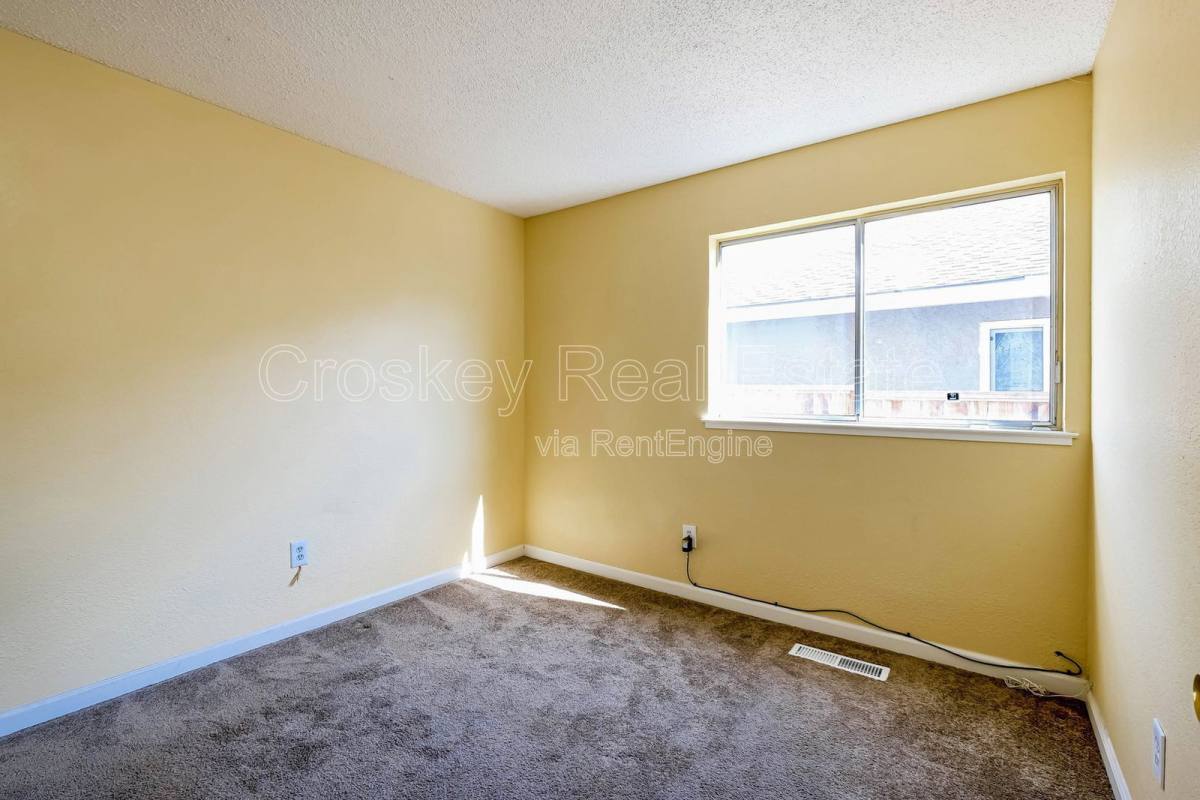 House for rent at 3724 Gladstone Dr, Pittsburg, CA 94565