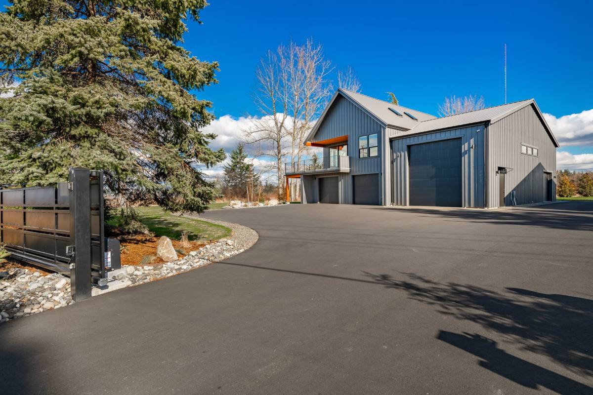 House for rent at 8638 Harborview Rd, Blaine, WA 98230