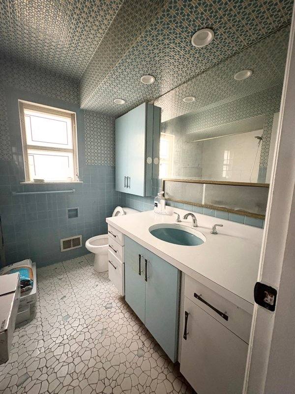 Apartment for rent at 861 Ave C #1, Bayonne, NJ 07002