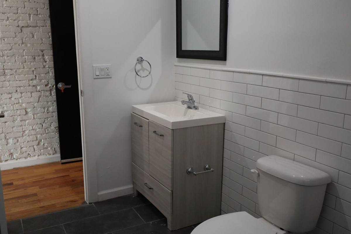 Apartment for rent at 7 N Carey St, Baltimore, MD 21223