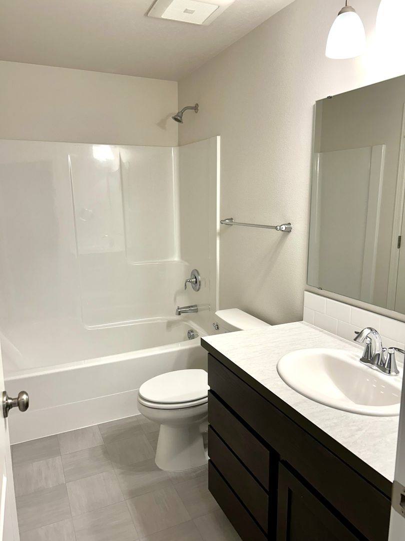House for rent at 6628 W 36th Place, Kennewick, WA 99338