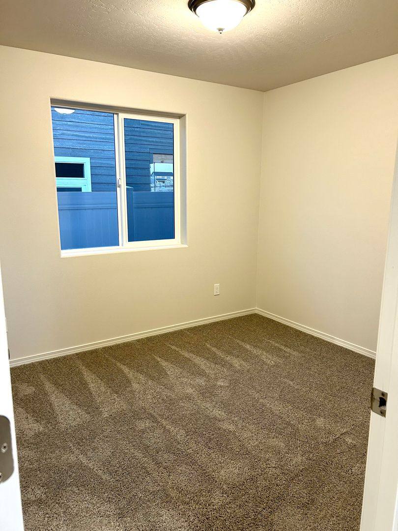 House for rent at 6628 W 36th Place, Kennewick, WA 99338