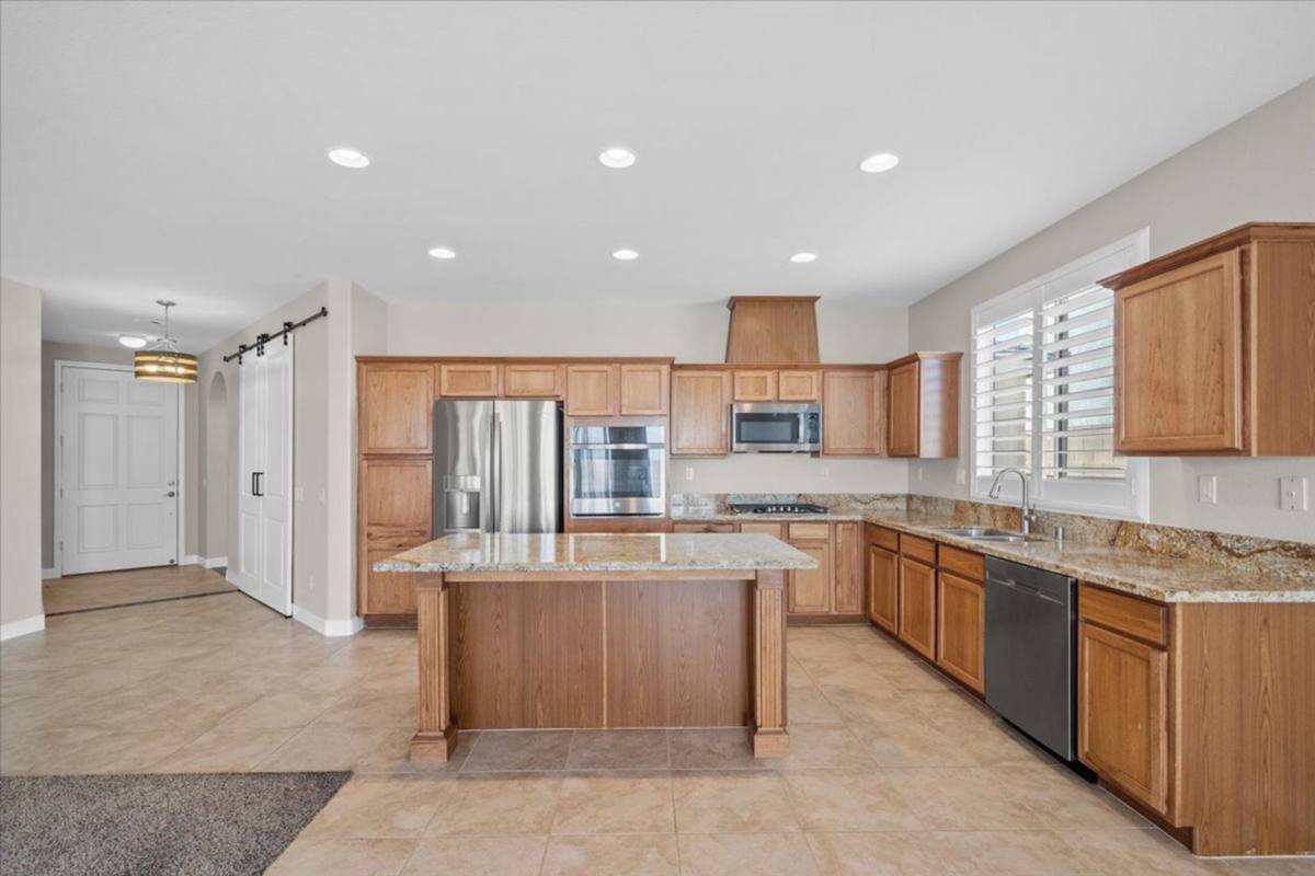 House for rent at 988 Buffalo River Ave, Henderson, NV 89002