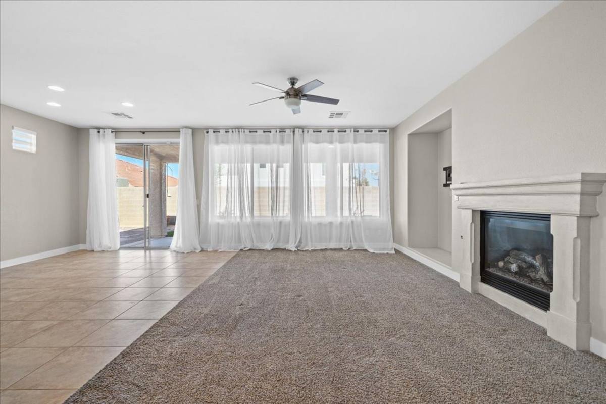 House for rent at 988 Buffalo River Ave, Henderson, NV 89002