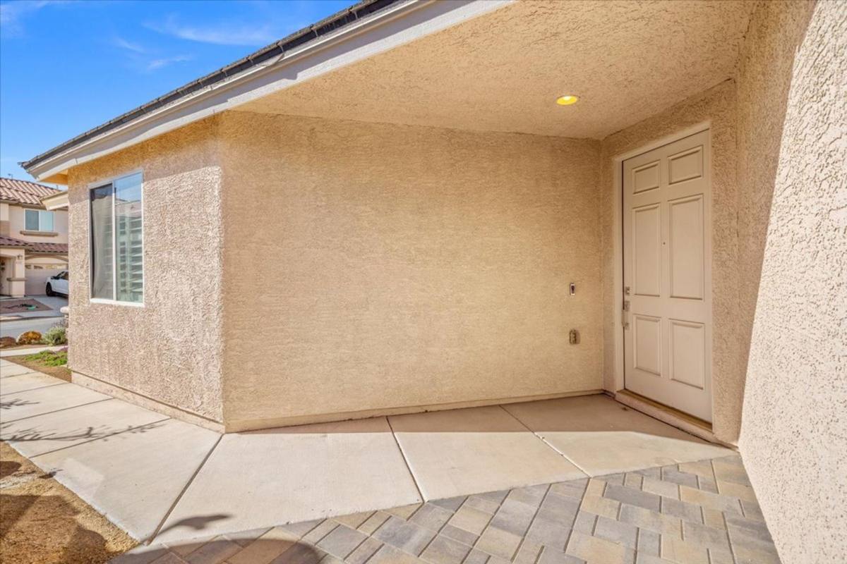 House for rent at 988 Buffalo River Ave, Henderson, NV 89002