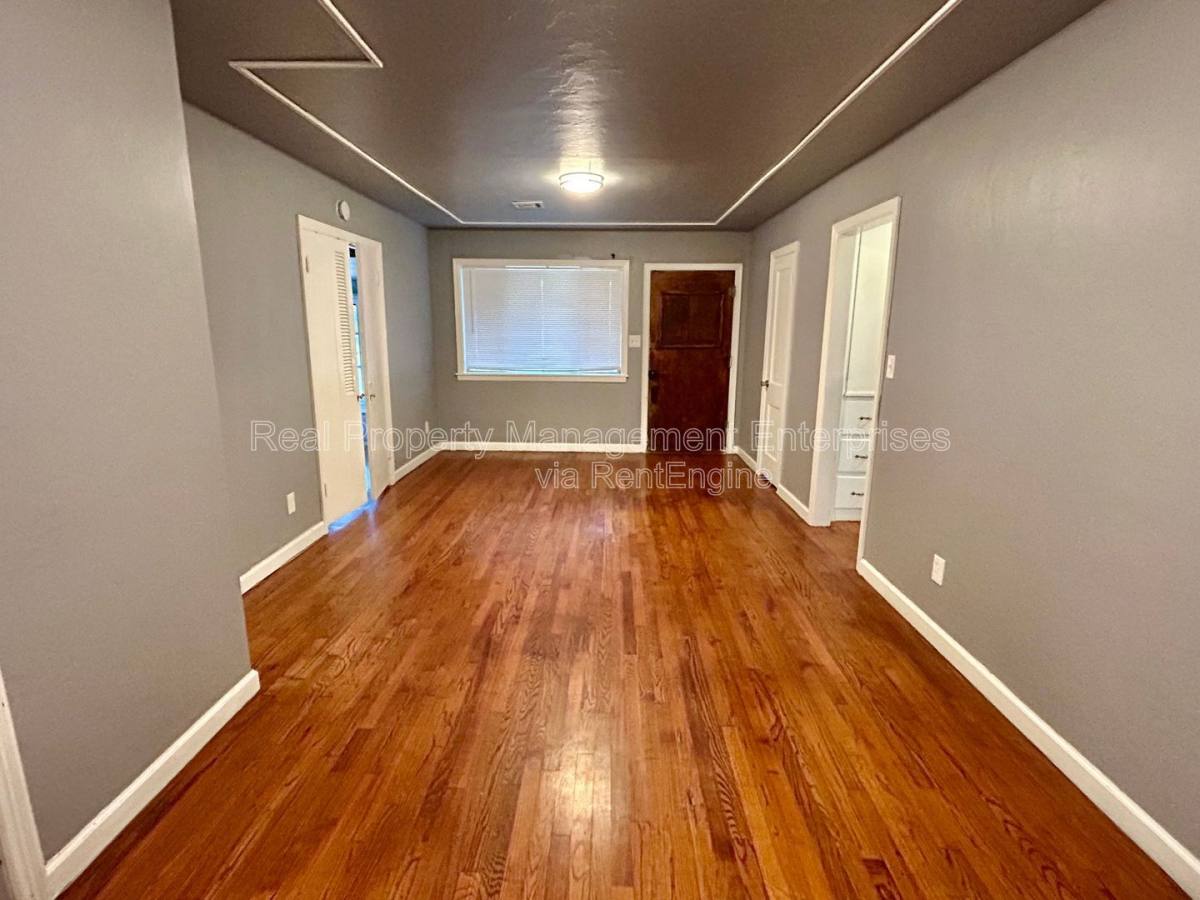 House for rent at 3044 NW 28th St, Oklahoma City, OK 73107