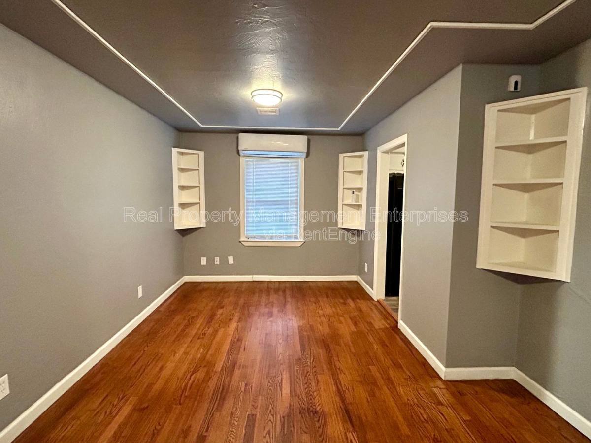 House for rent at 3044 NW 28th St, Oklahoma City, OK 73107
