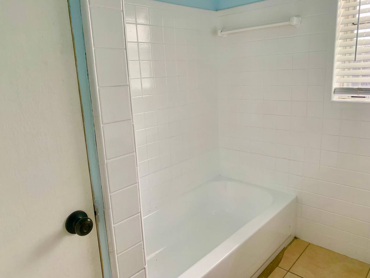 Apartment for rent at 1912 19th Ave W #B, Bradenton, FL 34205