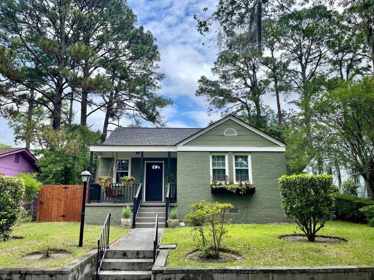 House for rent at 12 W 51st St, Savannah, GA 31405