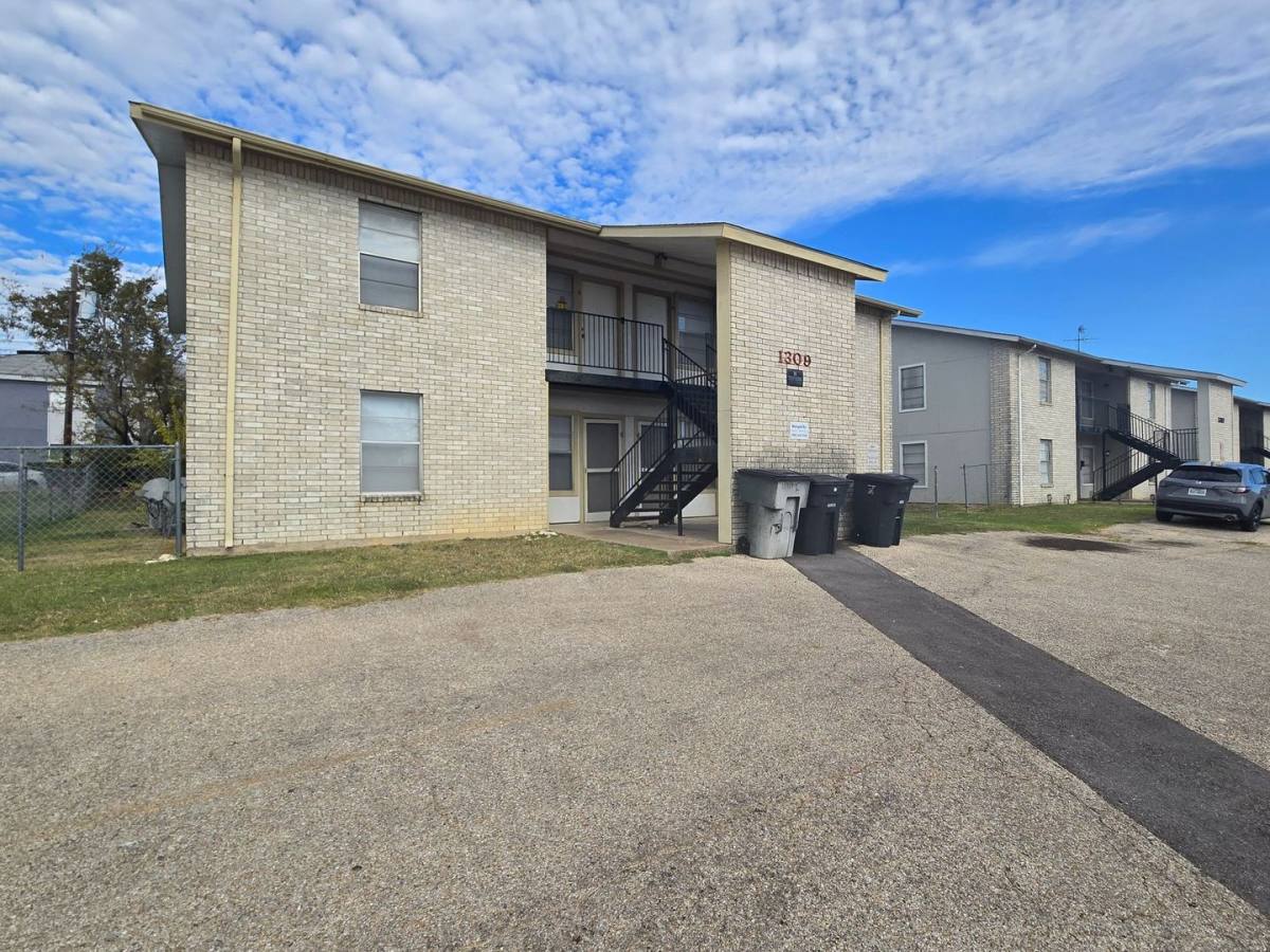 Apartment for rent at 1309 Quail Circle, Killeen, TX 76549
