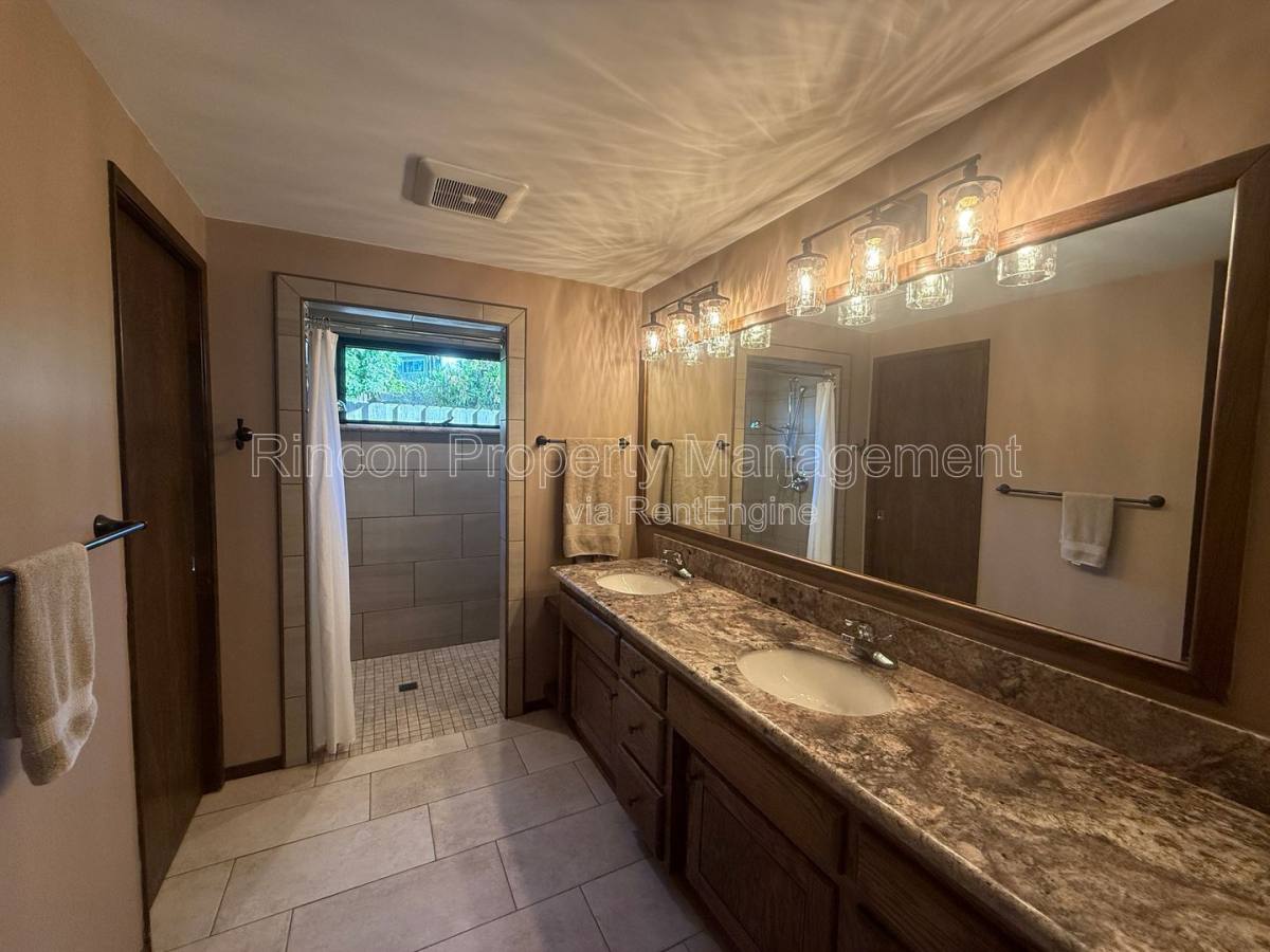House for rent at 408 Galvin Circle, Ventura, CA 93004