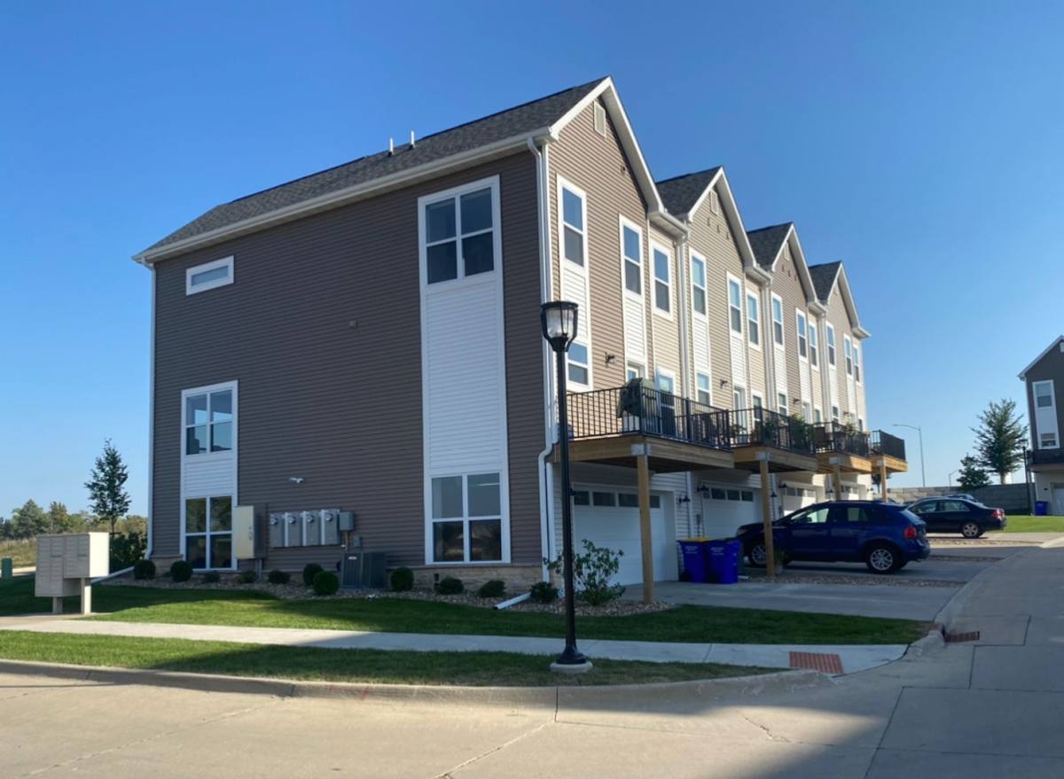 Townhouse for rent at 1710 Bernady Dr, North Liberty, IA 52317