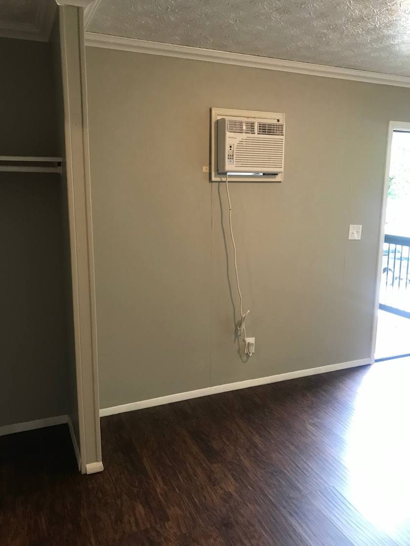 Apartment for rent at 104 E N St, Rossville, IN 46065