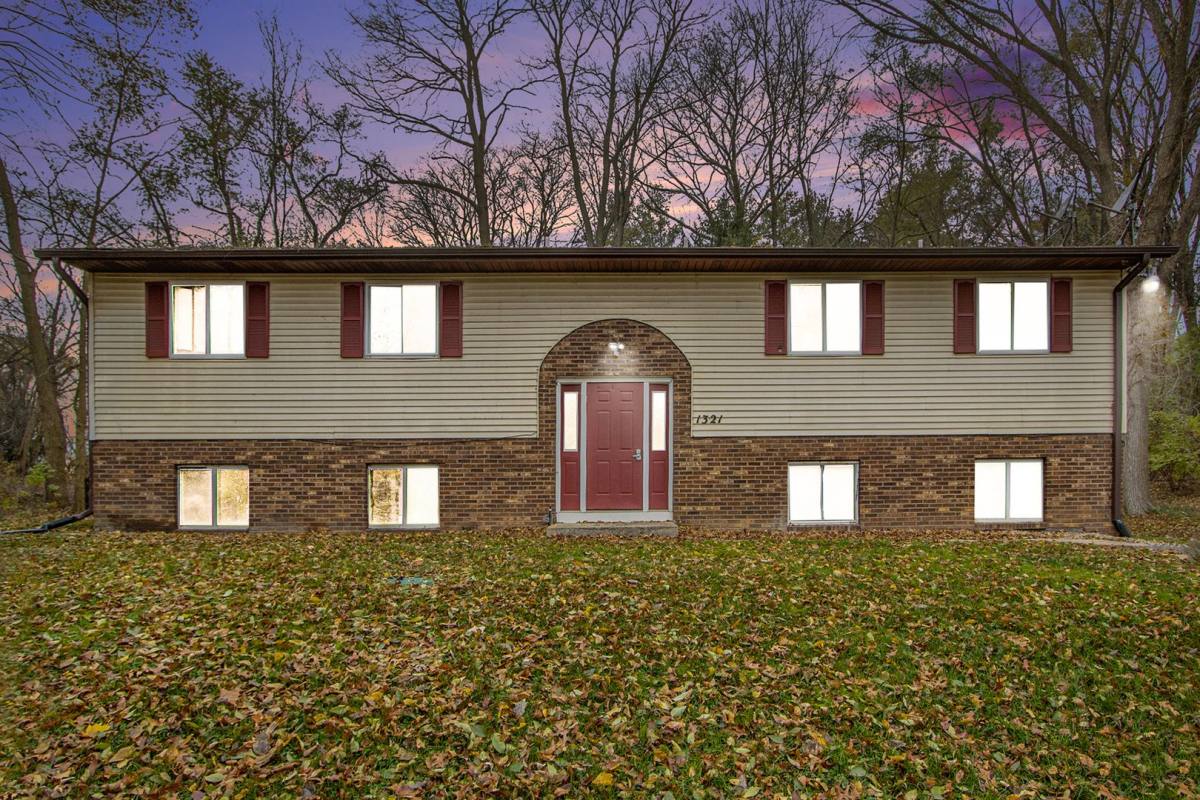 Apartment for rent at 1321 Huntington Ave, Kalamazoo, MI 49048