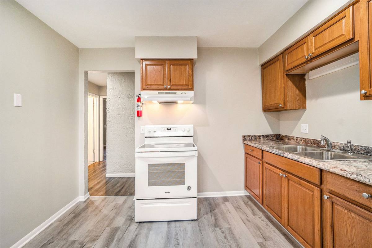 Apartment for rent at 1321 Huntington Ave, Kalamazoo, MI 49048
