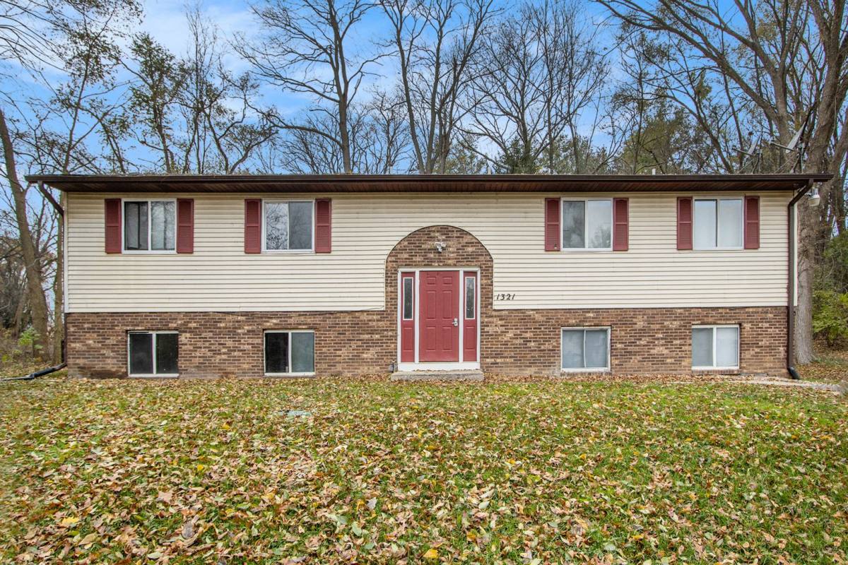 Apartment for rent at 1321 Huntington Ave, Kalamazoo, MI 49048