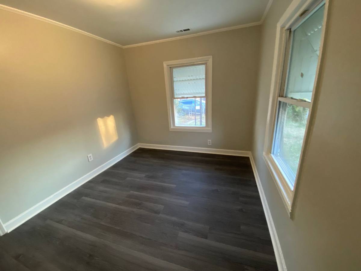 House for rent at 206 Lenox Ave, Gastonia, NC 28054