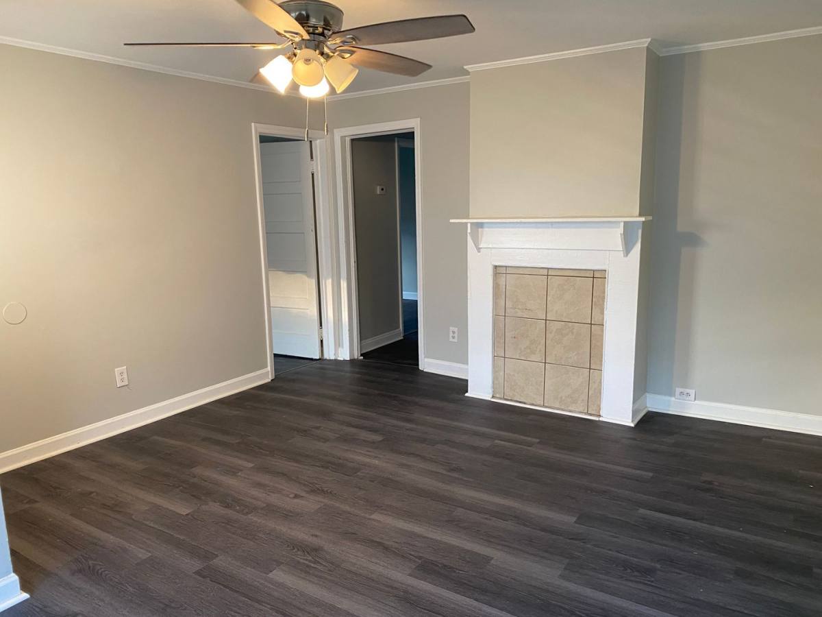 House for rent at 206 Lenox Ave, Gastonia, NC 28054