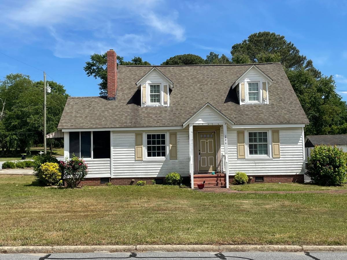 House for rent at 206 N Second St, Macclesfield, NC 27852