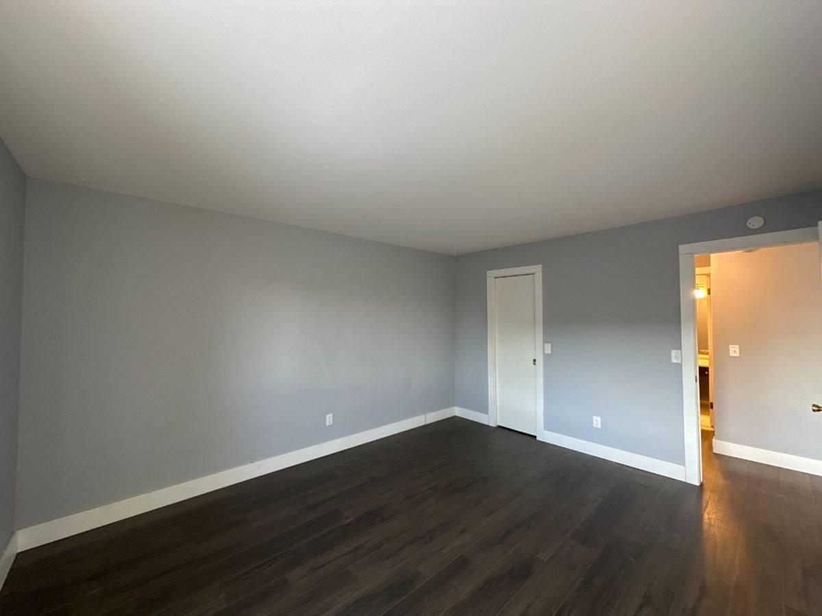 Apartment for rent at 135 N River Rd, Mount Clemens, MI 48043