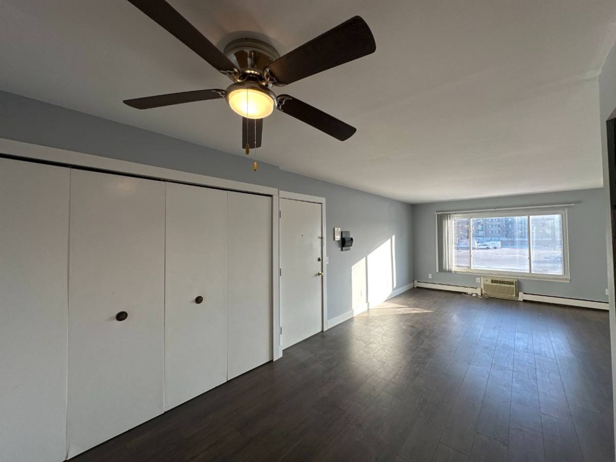 Apartment for rent at 135 N River Rd, Mount Clemens, MI 48043
