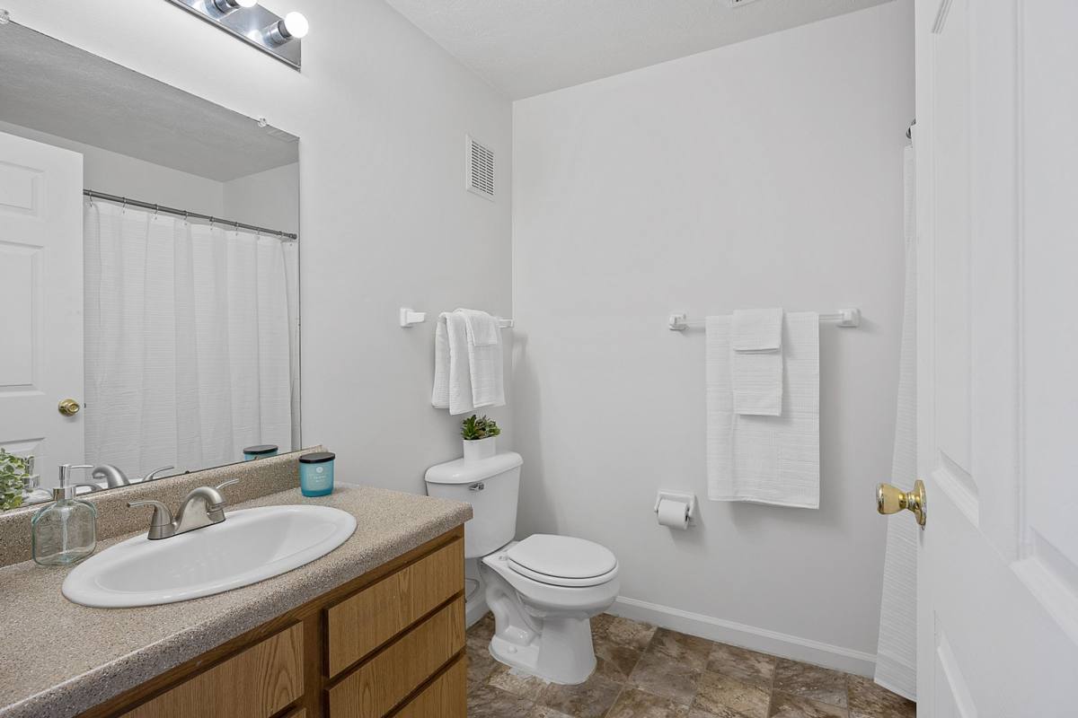 Apartment for rent at 5 Fall Wood Kwx, Hamilton, OH 45011