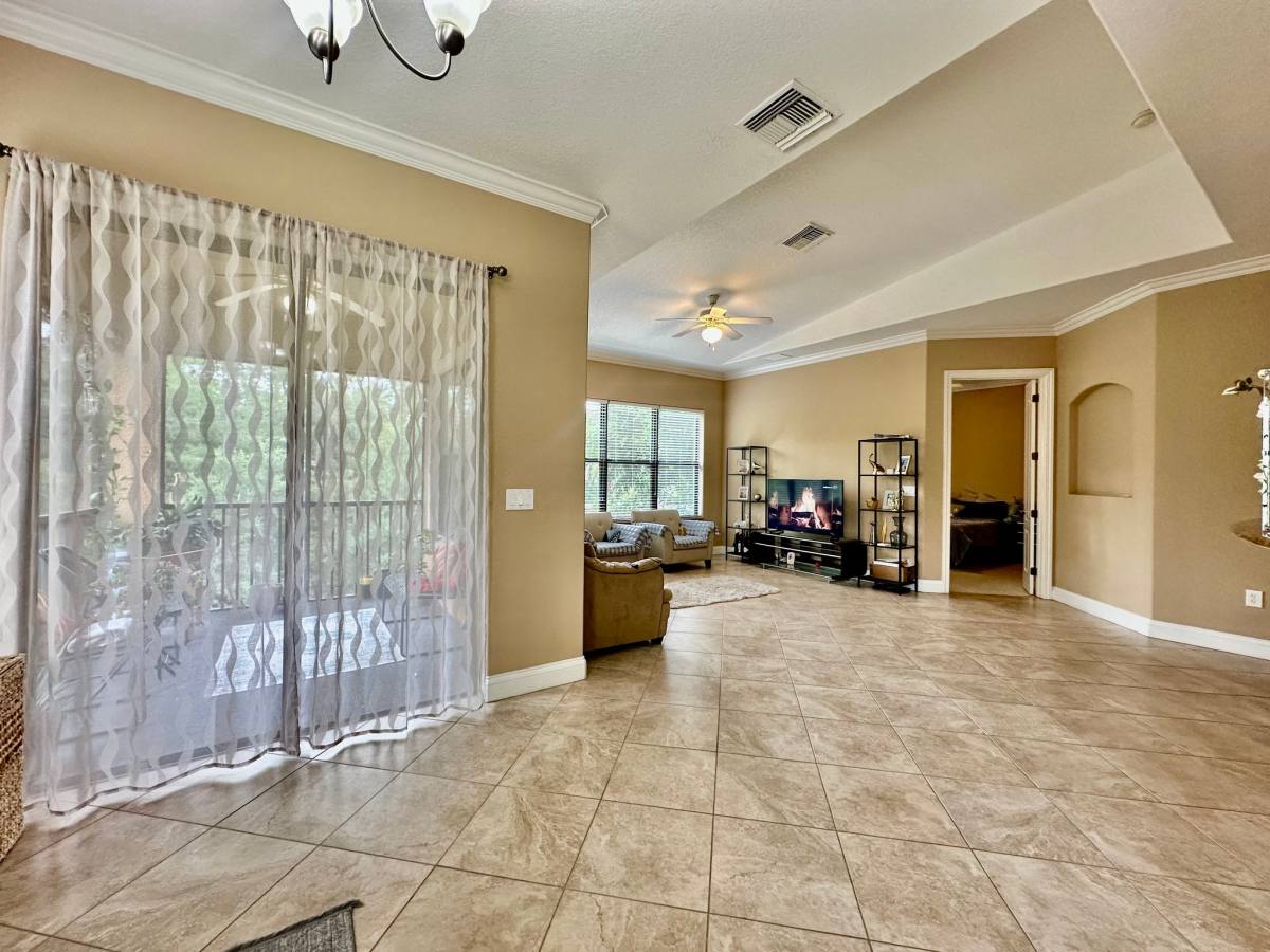 Townhouse for rent at 1338 Corso Palermo Court, Naples, FL 34105