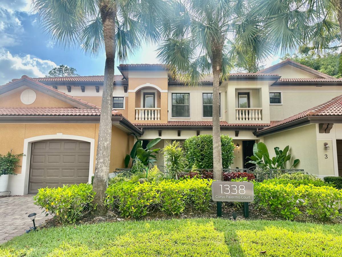 Townhouse for rent at 1338 Corso Palermo Court, Naples, FL 34105