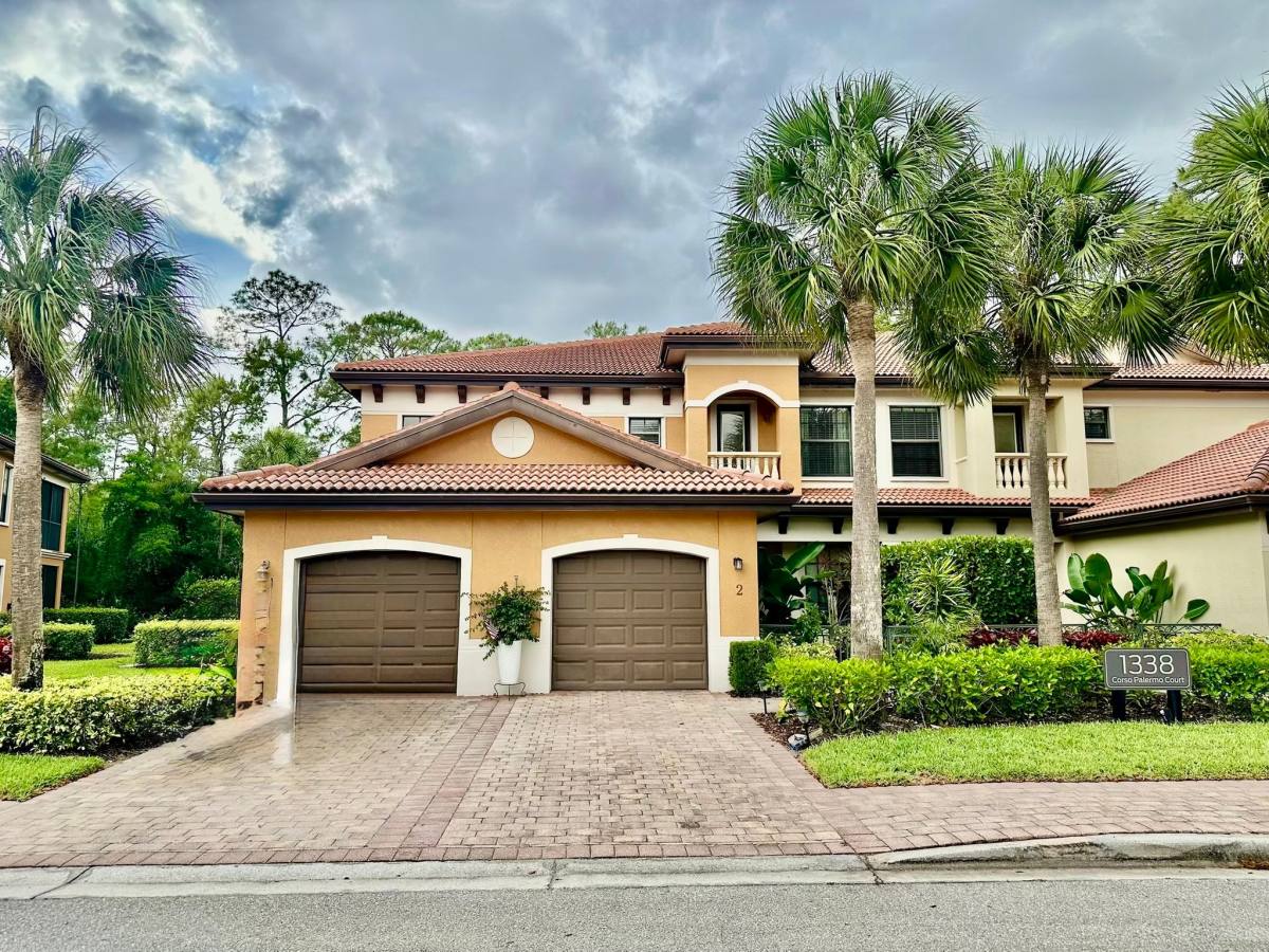 Townhouse for rent at 1338 Corso Palermo Court, Naples, FL 34105