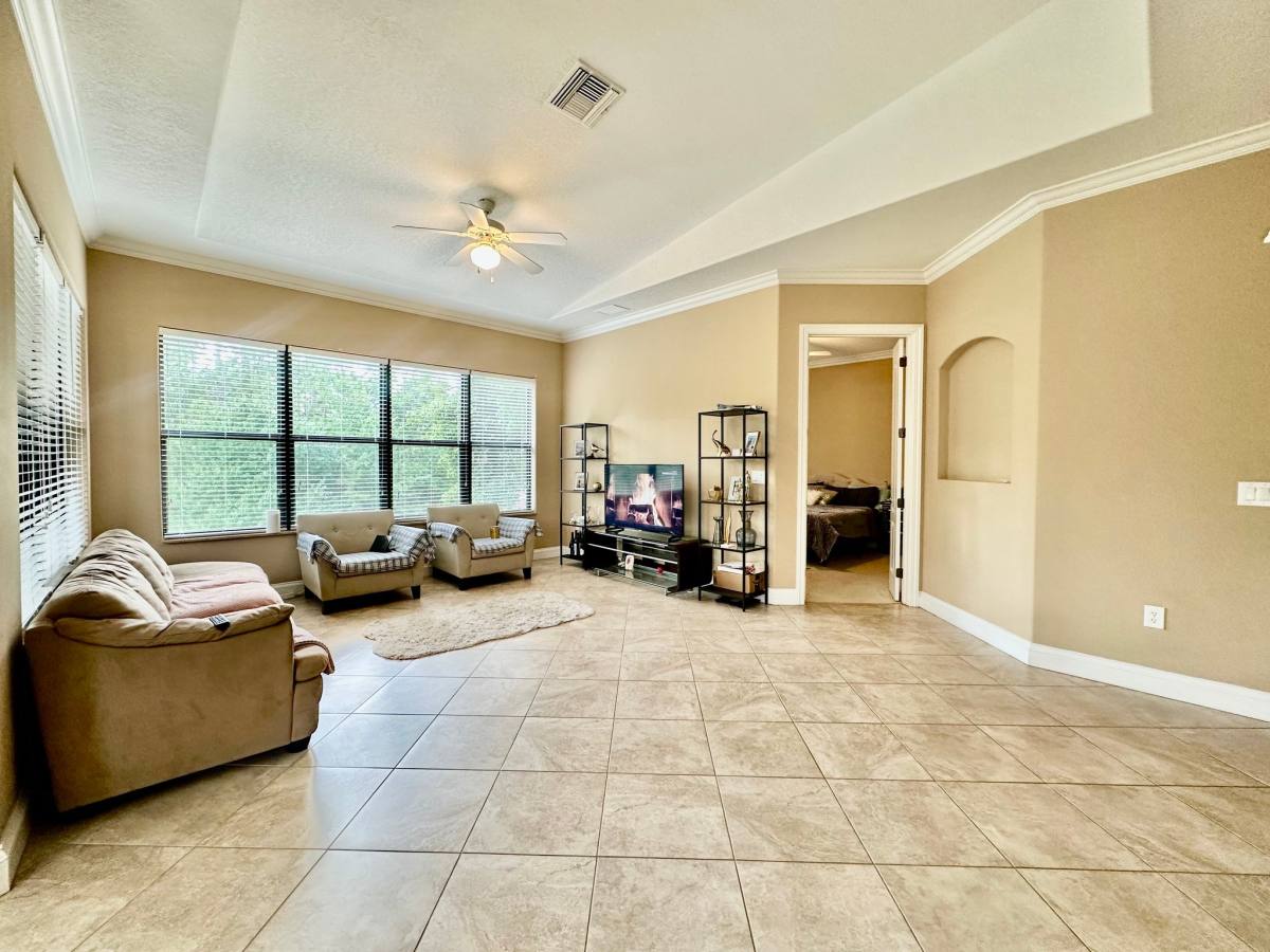 Townhouse for rent at 1338 Corso Palermo Court, Naples, FL 34105