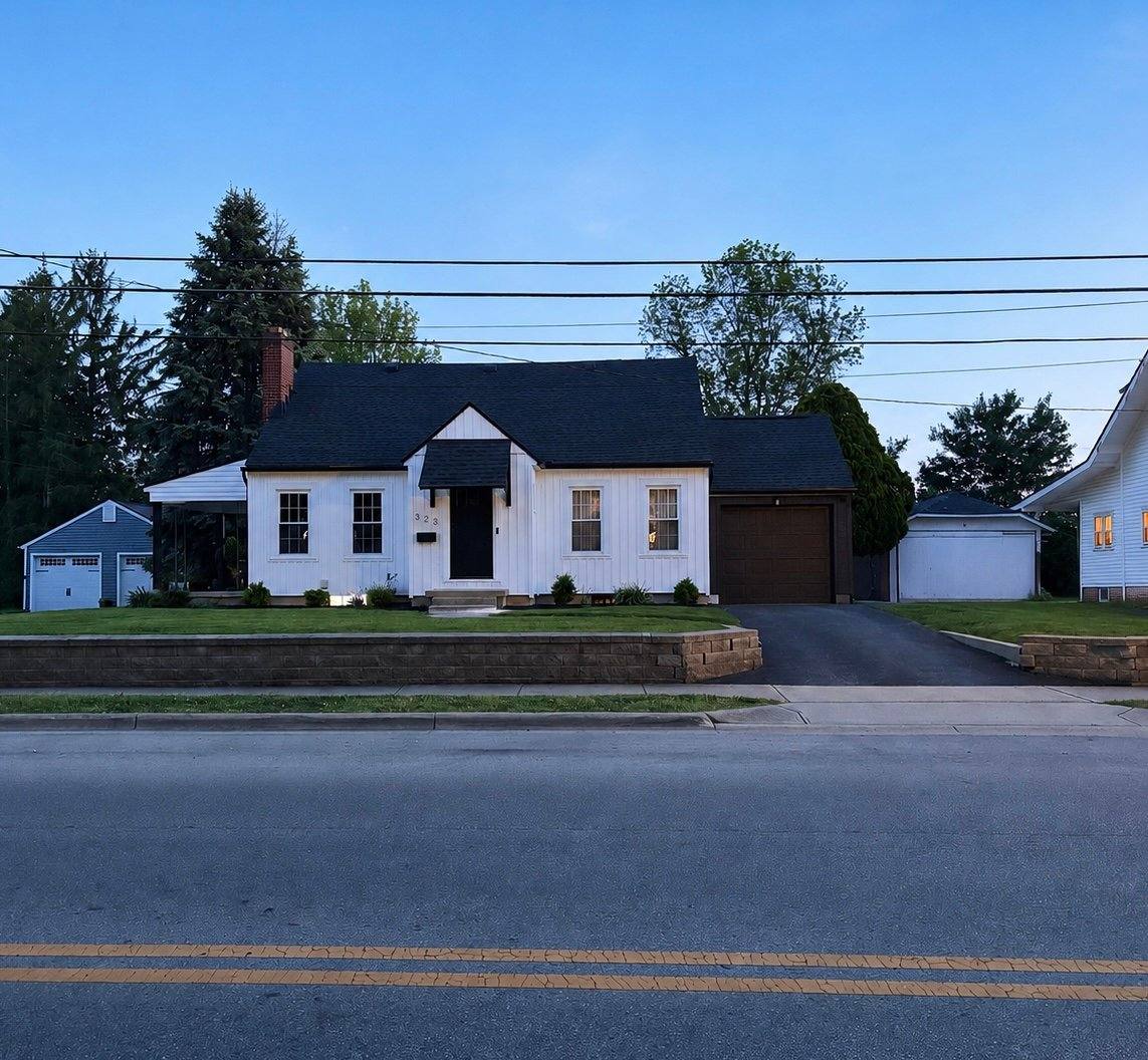 House for rent at 323 W Waterloo St, Carroll, OH 43112