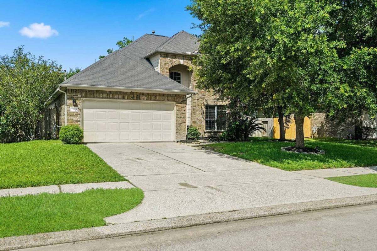 House for rent at 25615 Crisp Springs Lane, Spring, TX 77373