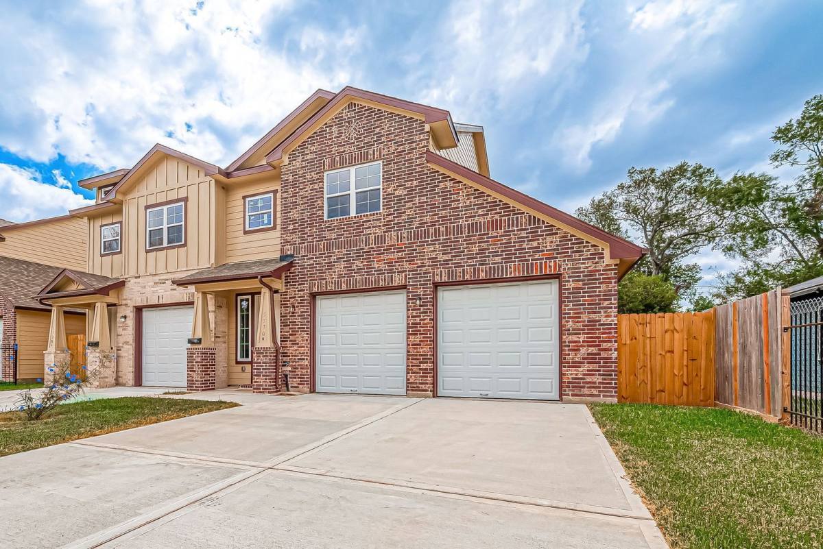 Apartment for rent at 5530 Hirondel #B, Houston, TX 77033