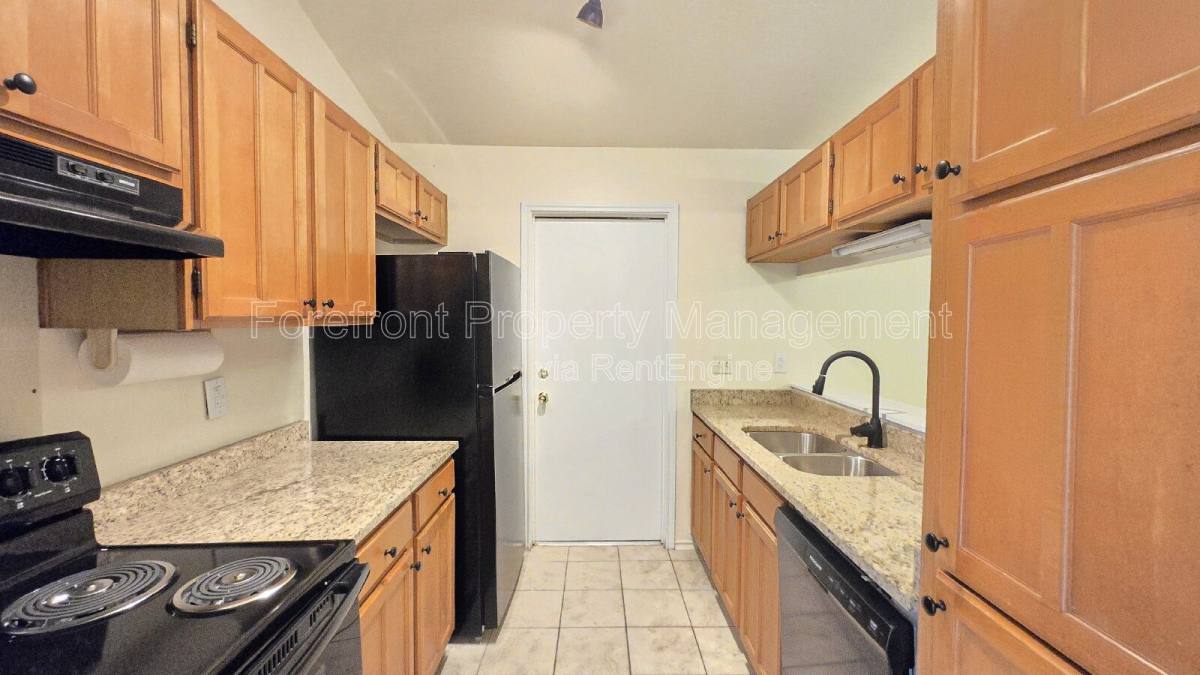 Apartment for rent at 8904 Amber Dusk, San Antonio, TX 78250