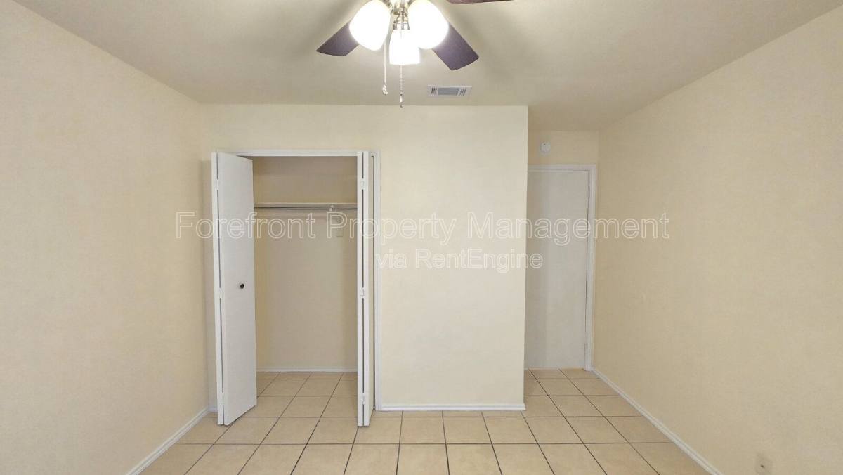 Apartment for rent at 8904 Amber Dusk, San Antonio, TX 78250