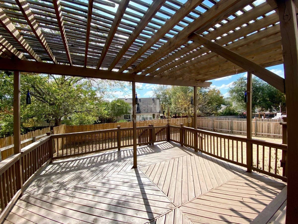 House for rent at 2510 Village Parkway, San Antonio, TX 78251