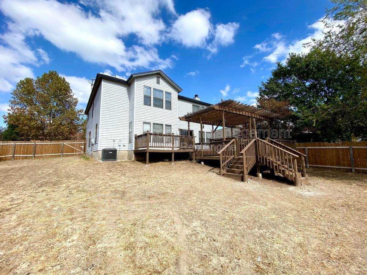 House for rent at 2510 Village Parkway, San Antonio, TX 78251