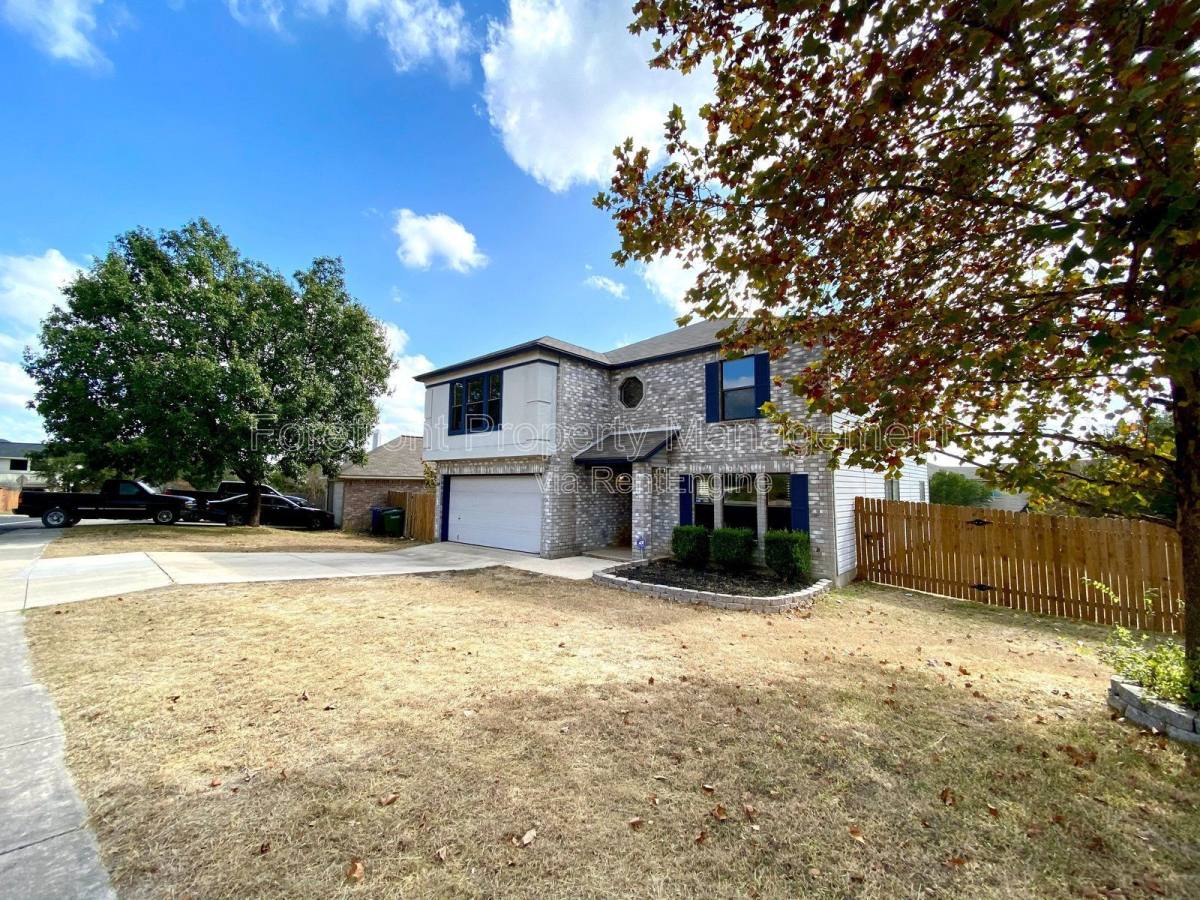 House for rent at 2510 Village Parkway, San Antonio, TX 78251