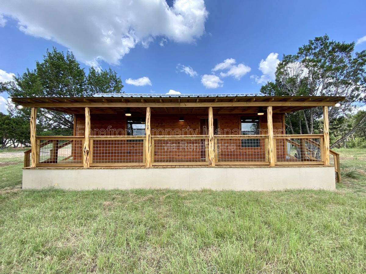 Apartment for rent at 624 Deer Creek Dr W #B, Pipe Creek, TX 78063