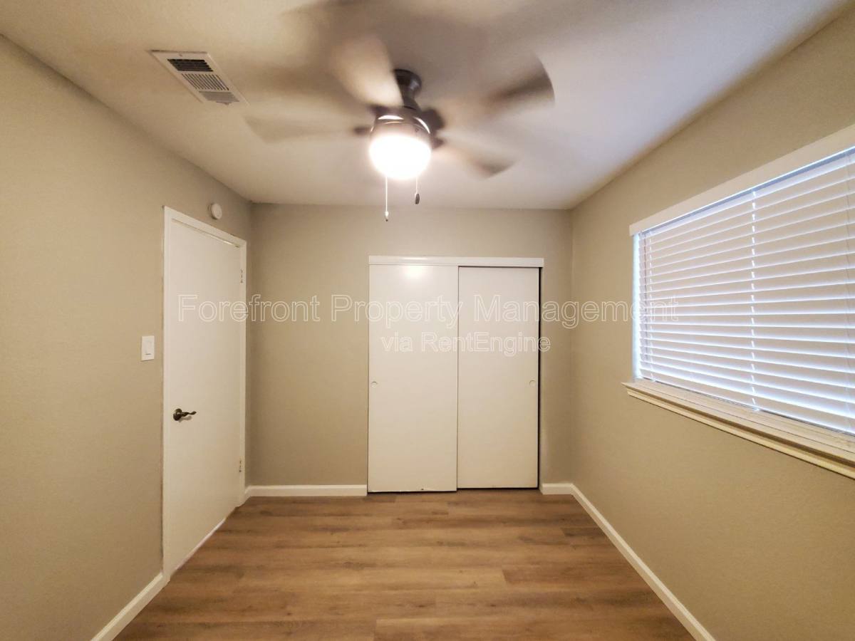 Apartment for rent at 5717 Lochmoor, San Antonio, TX 78244