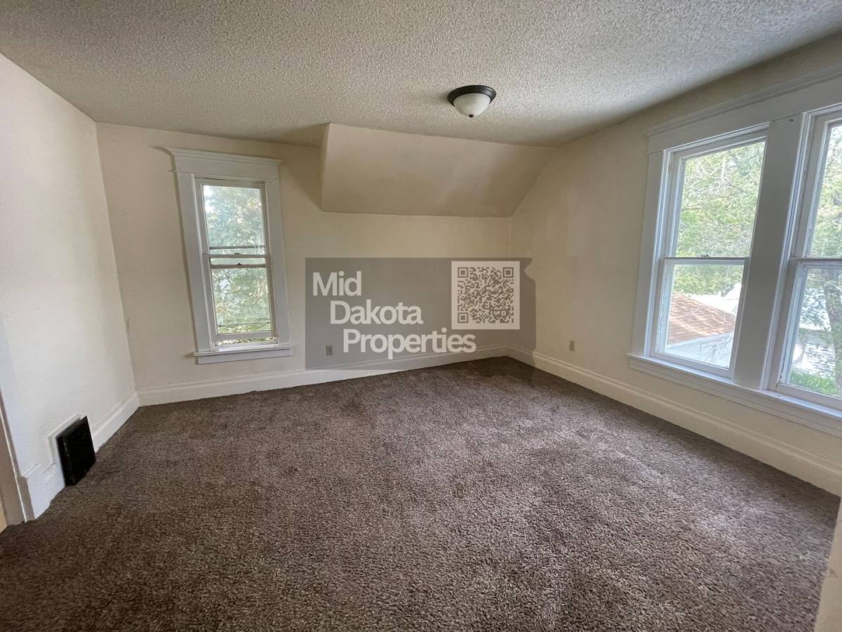 Apartment for rent at 709 S Sanborn, Mitchell, SD 57301